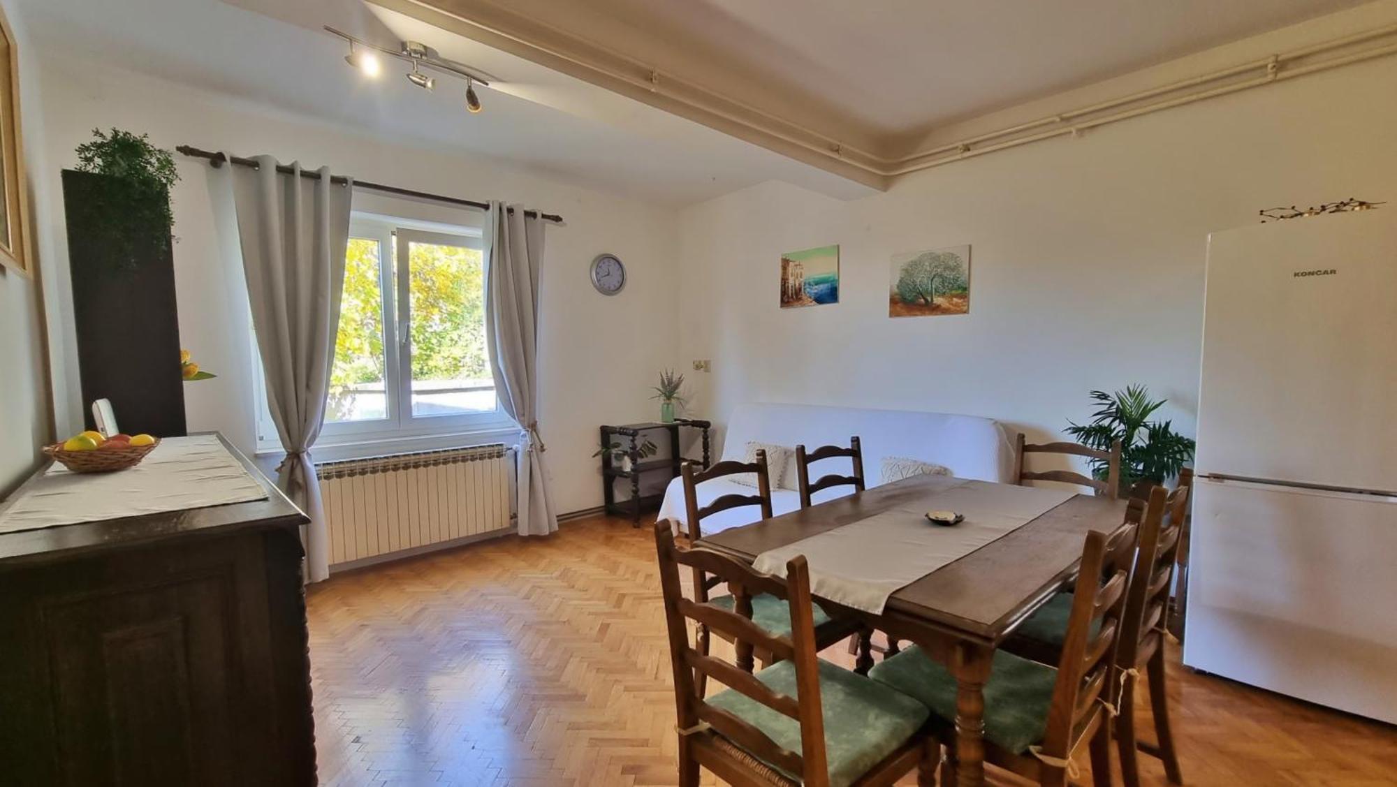 אומיס Apartment Merica מראה חיצוני תמונה