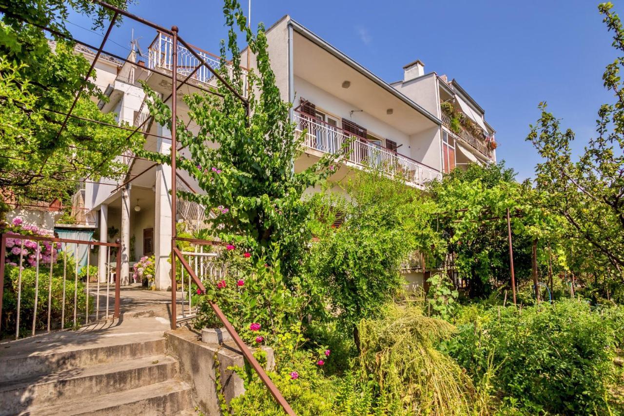 אומיס Apartment Merica מראה חיצוני תמונה